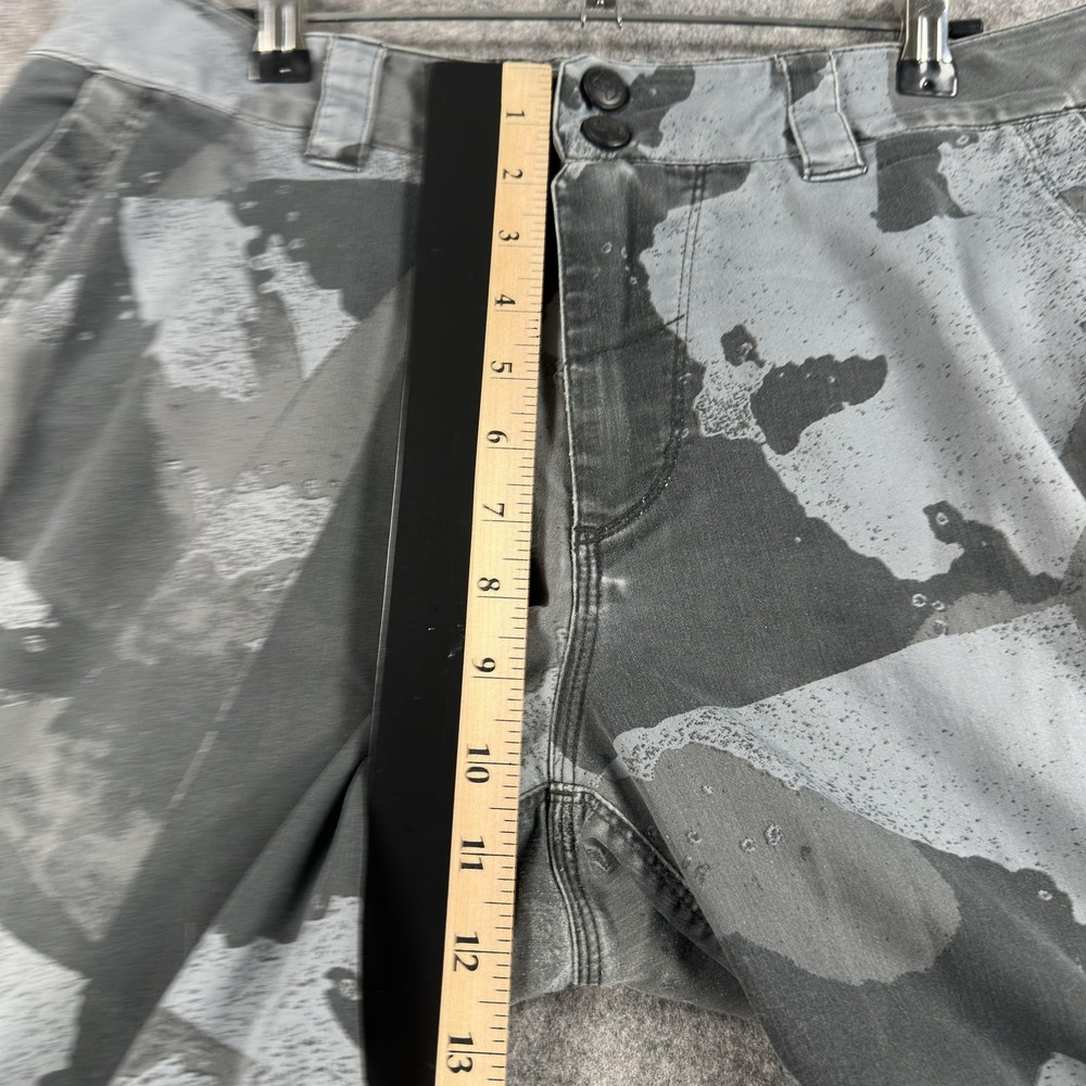 Fox Racing Cargo Shorts Mens 32 Gray Camo 12 In Inseam Lined Casual Outdoor - Picture 6 of 13